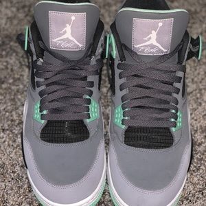Jordan 4 retro glow